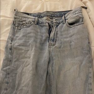 American eagle mom jeans